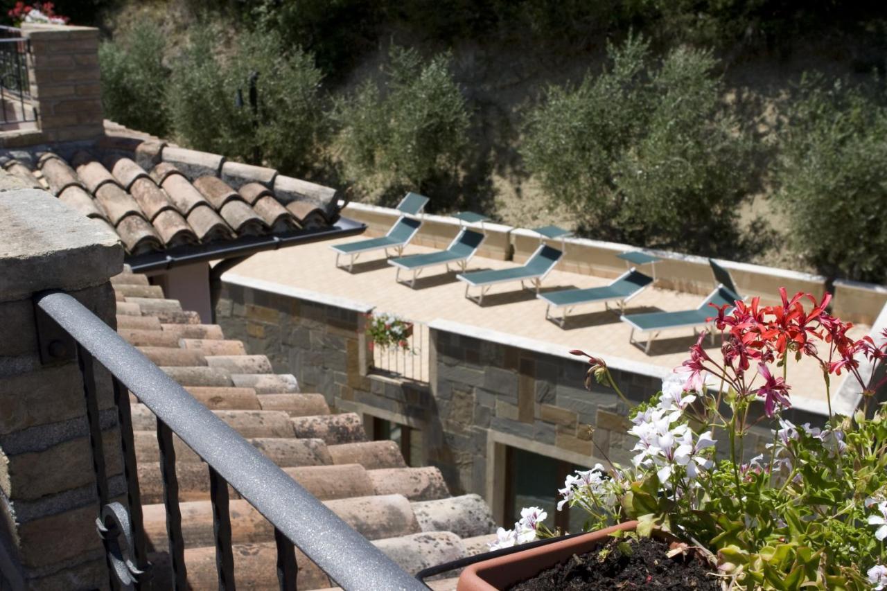 Relax Cottage Valtopina Exterior foto